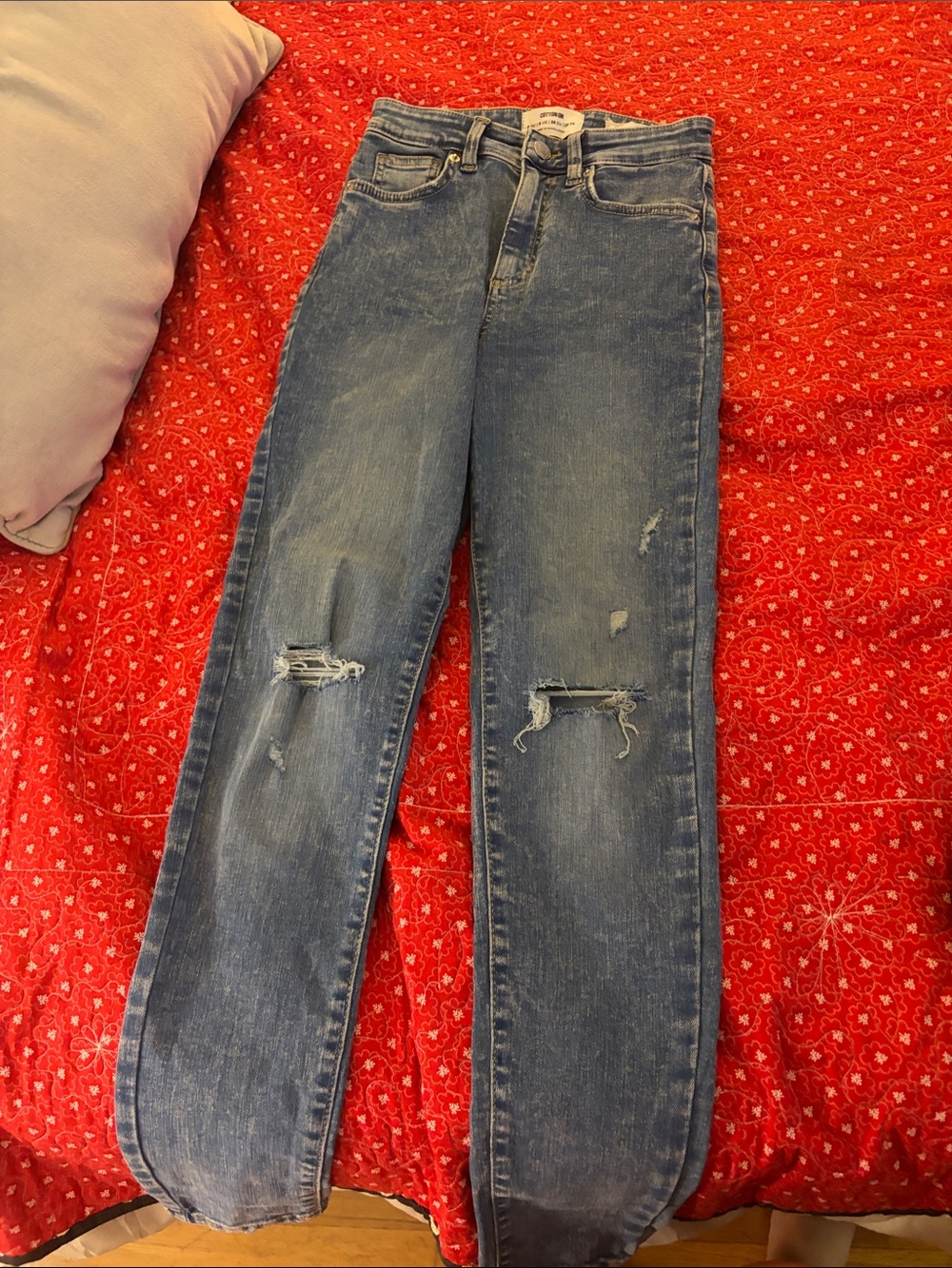 Cotton On Women's Straight Leg Jeans - Light Blue Wash with Knee Distress